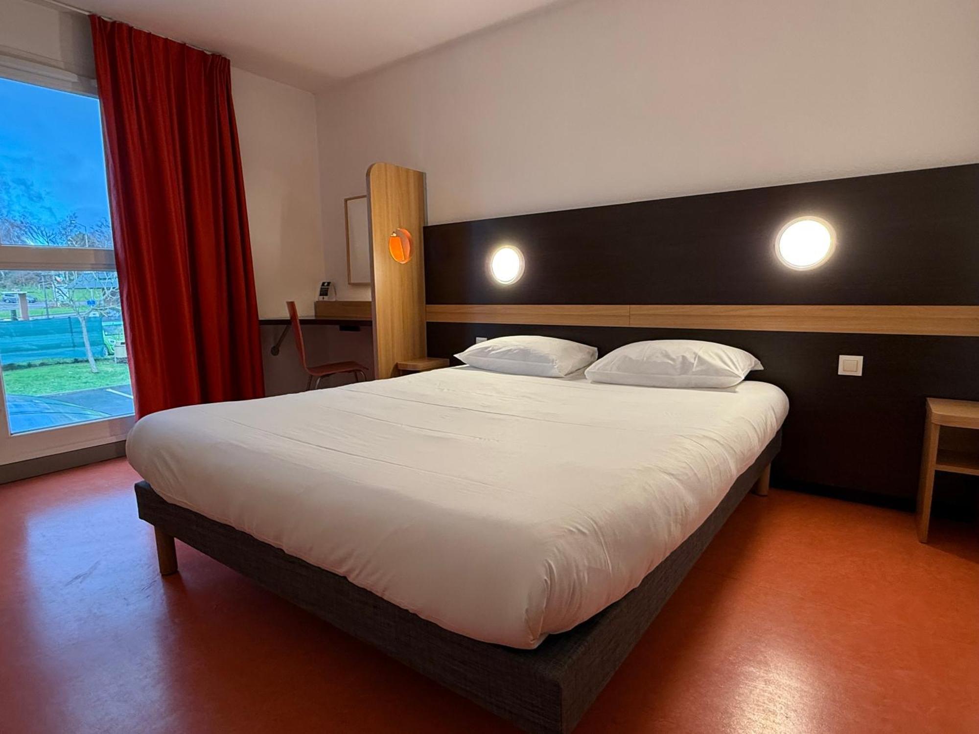 B&B Hotel Lisieux Parc Des Expositions Luaran gambar