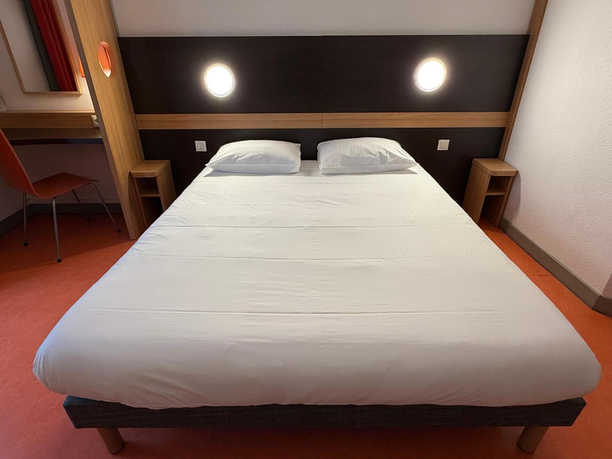 B&B Hotel Lisieux Parc Des Expositions Luaran gambar